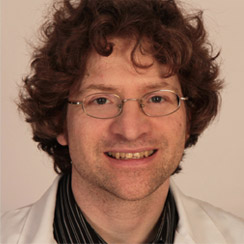 Dr Martin Thibault